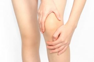 変形による膝関節の痛み